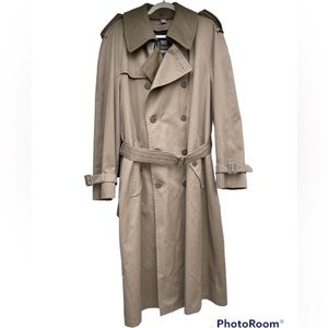 Vintage London Towne Men’s Trench Coat 46R